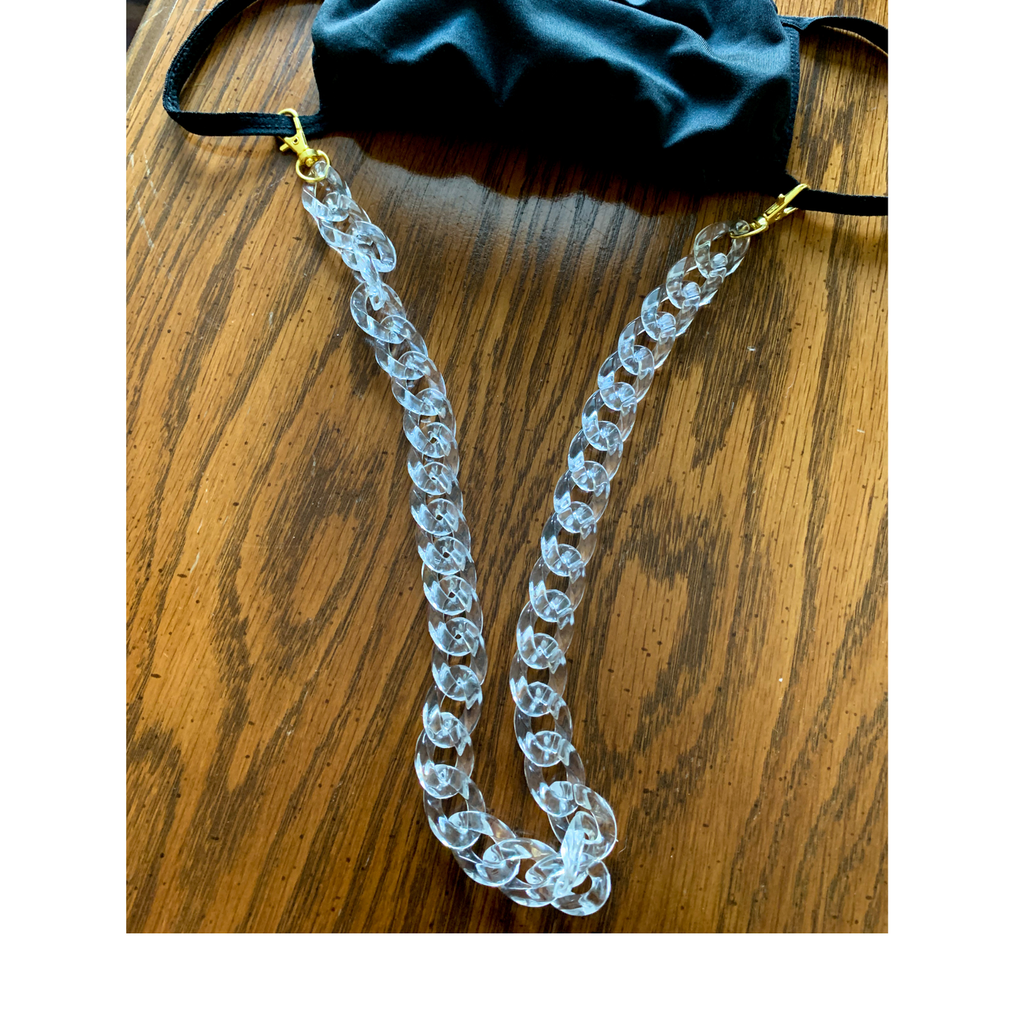 Clear + Classic Mask Chain