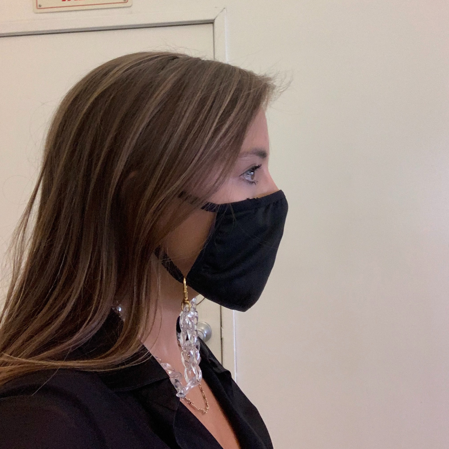 Clear + Classic Mask Chain