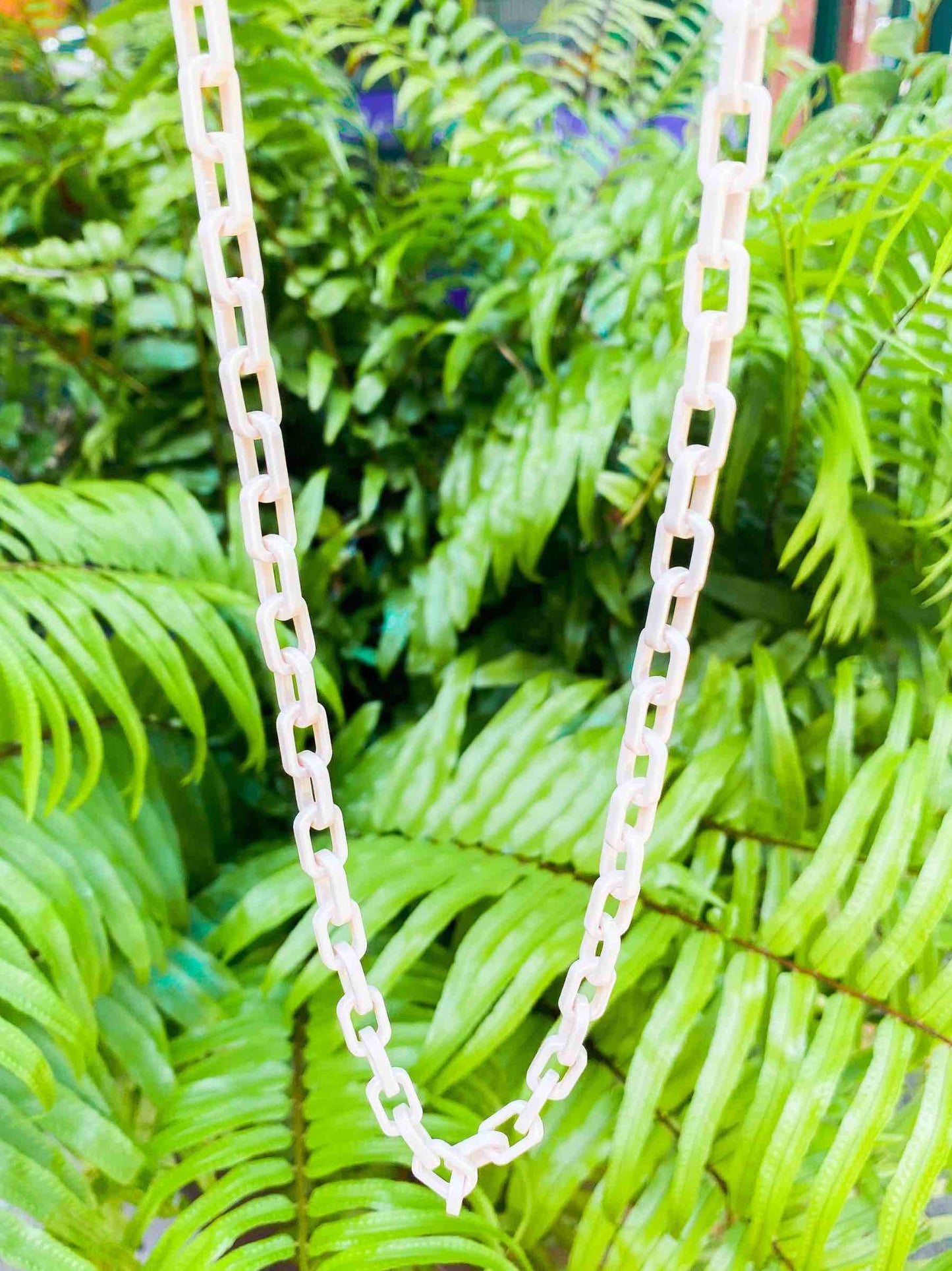 Ivory Paperclip Acrylic Mask Chain