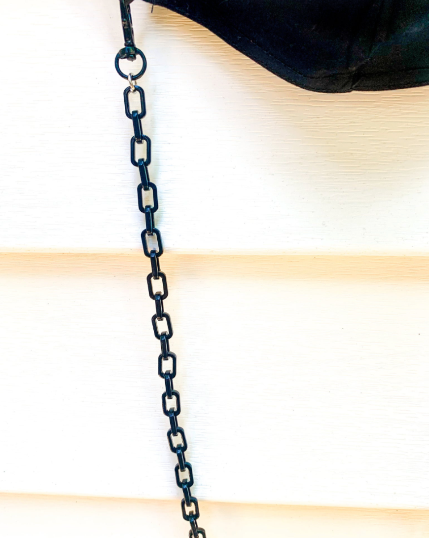 Black Paperclip Acrylic Mask Chain
